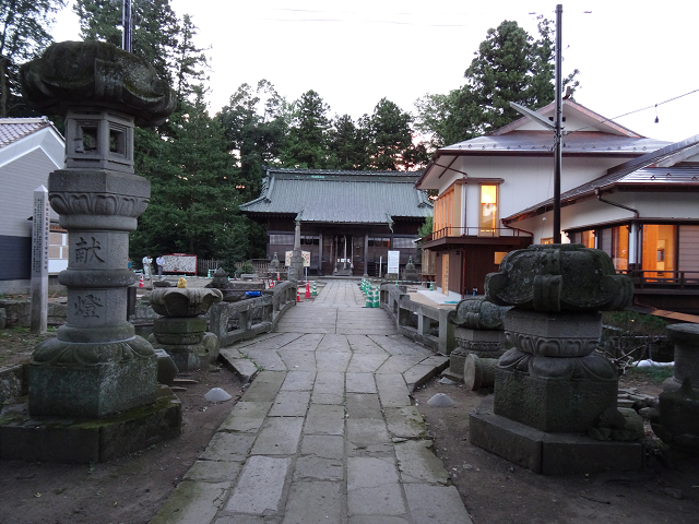 神炊館神社神楽殿 (1)